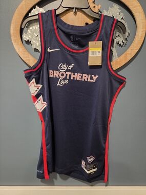 Nike NBA "City of Brotherly Love" Philadelphia 76ers Navy Jersey Men's Small.